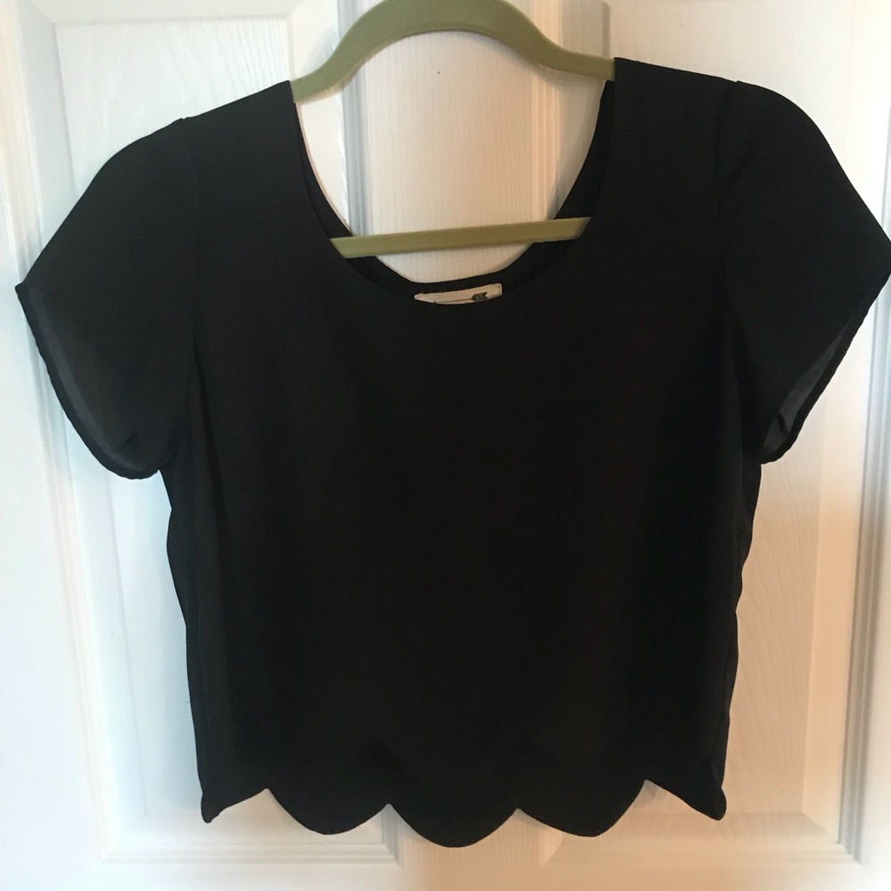 LA Hearts black scalloped crop top